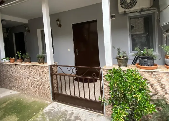 Rusudana\'S House